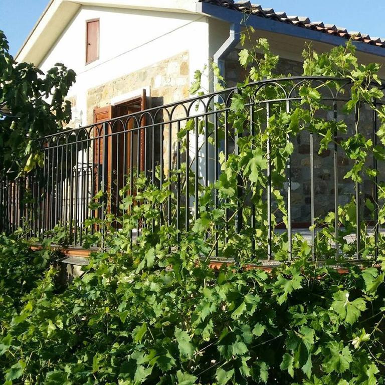 Casa Vacanze Villa Mariano Gangi Eksteriør bilde
